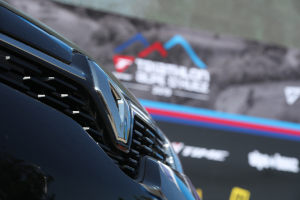 Renault Auto Dauphiné partenaire historique du Triathlon de l'Alpe d'Huez
