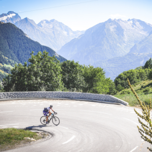 Triathlète Game Changer du Triathlon de l'Alpe d'Huez dans les 21 virages.