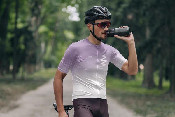 Maillot officiel Triathlon de l'Alpe d’Huez 2025 light Lavanda – Image 4