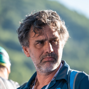Cyrille Neveu au départ du Triathlon de l'Alpe d'Huez 2024