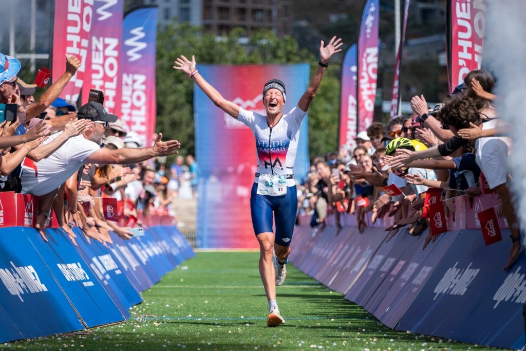 Seconde place de Jeanne Collonge lors du Triathlon de l'Alpe d'Huez 2026